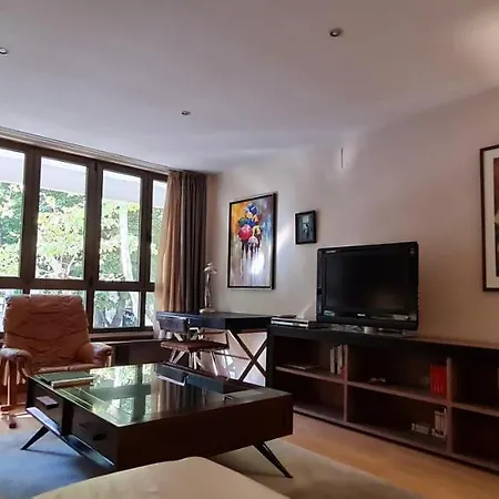 Carmelitas Apartment *